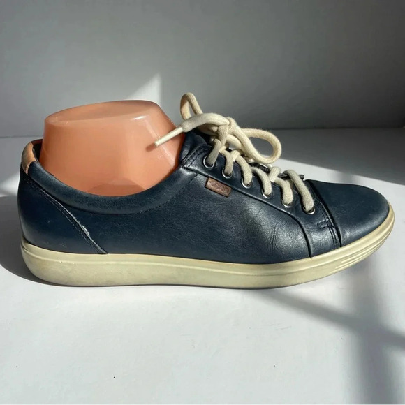 ECCO Soft Leather Casual Sneakers Women's Size 41EU/ US Lace Up
